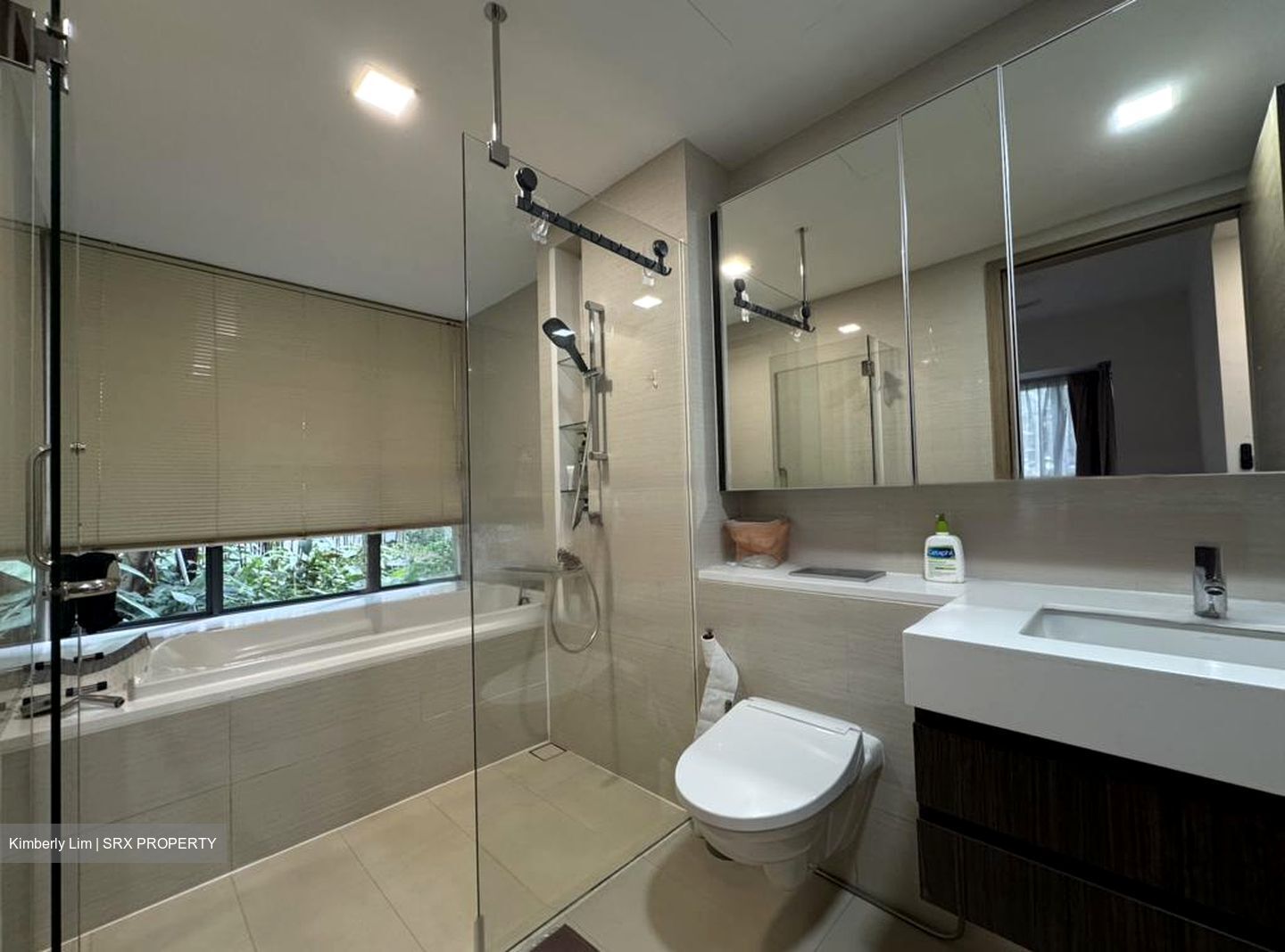 The Palette (D18), Condominium #470408771